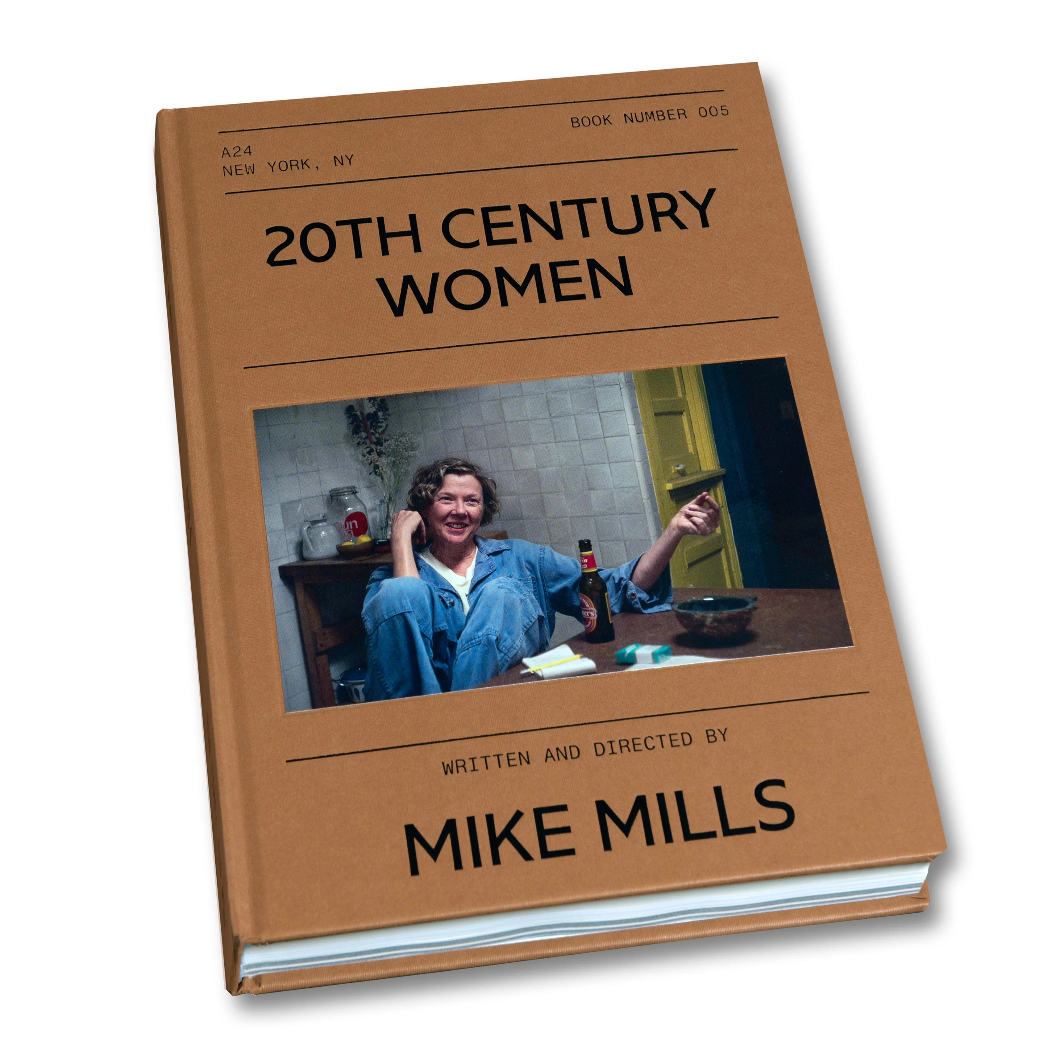 20th Century Women Screenplay Book - Image 18