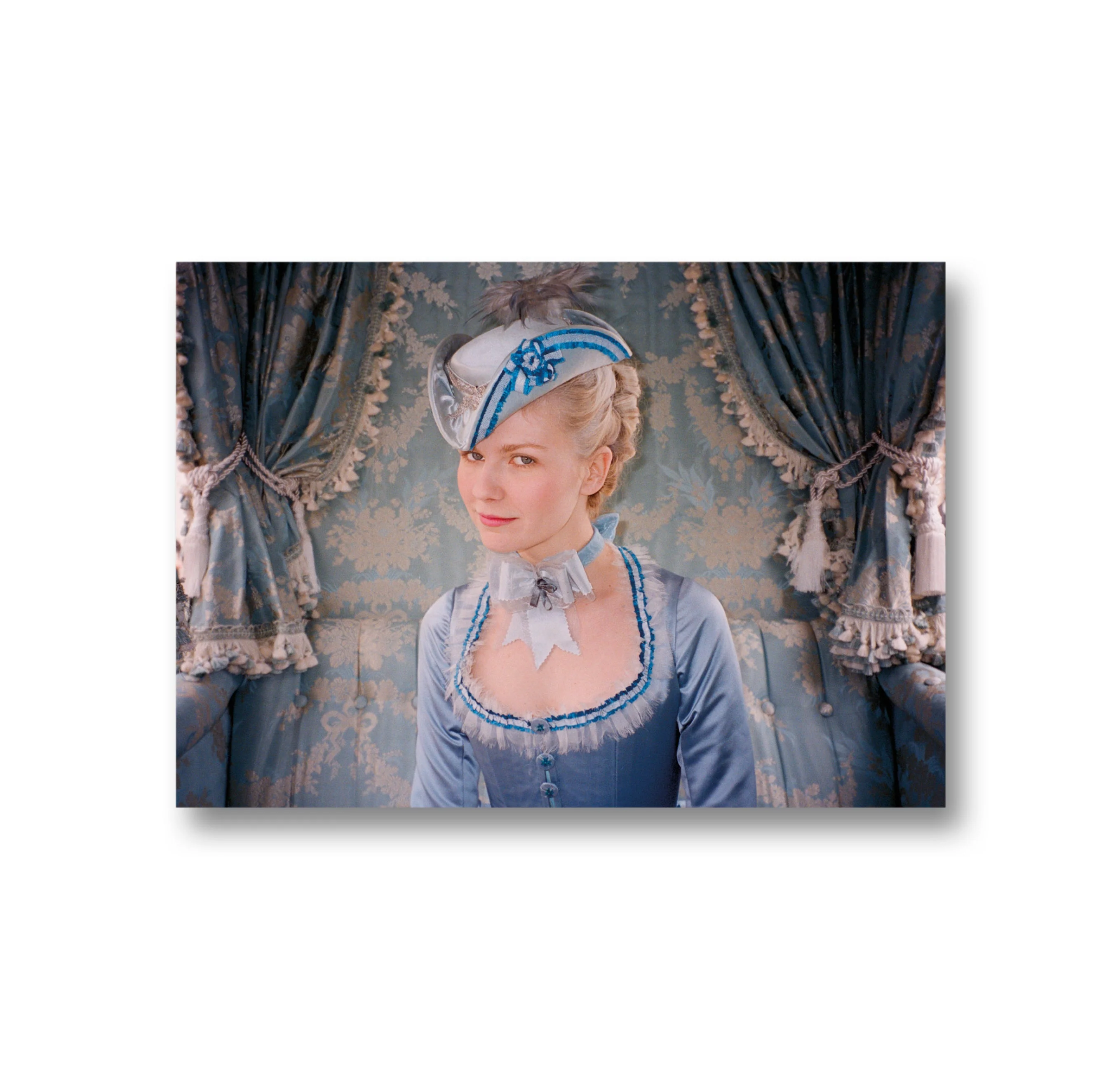 Making Marie Antoinette Postcards - Image 6